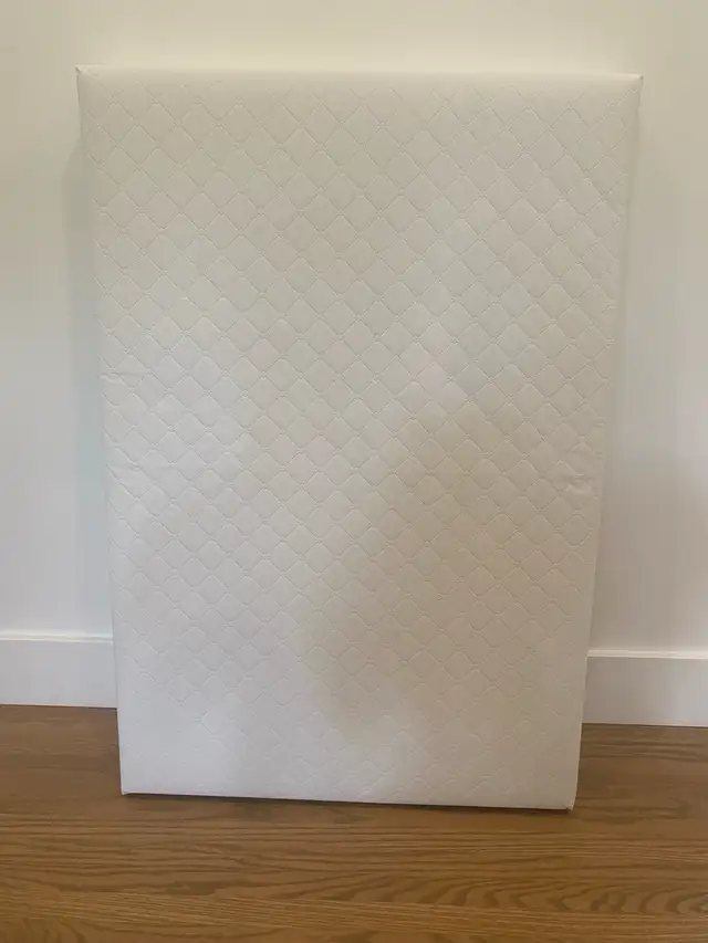 Travel Baby Sleeper or Play Pen with Mattress in Cribs in London - Image 7