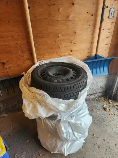 4 Mirage winter tires on rims 215/45 R17 91H XL Pick up in Orleans.