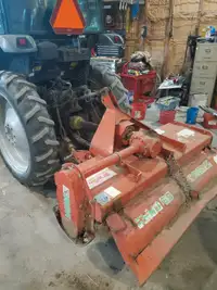 Massey Ferguson compact 1742 with front end loader 