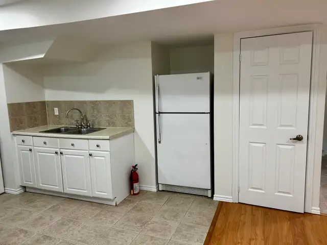 Lovely basement apartment for rent  in Long Term Rentals in Markham / York Region - Image 9