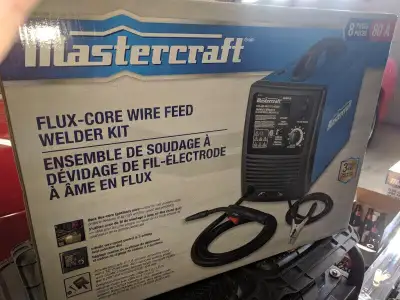 Mastercraft Flux Core Welder, new in box. This is a kit complete with the wire. 80Amp output, 120V,...