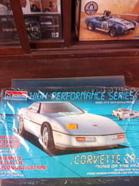 Monogram Corvette "King of the Hill" 1:24 Model Kit #2785 (1989)