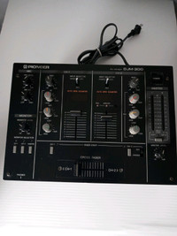 DJ Mixer Pioneer DJM 300 2- Channel Performance 3 Band
