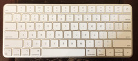 Apple Bluetooth Magic Keyboard A2450 +USB Power Adapter A1357+Ca