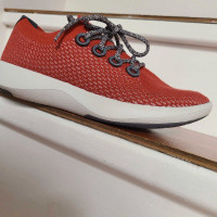 Allbirds Sz 9.5 Womens Tree Dasher Orange Knit Running Shoes