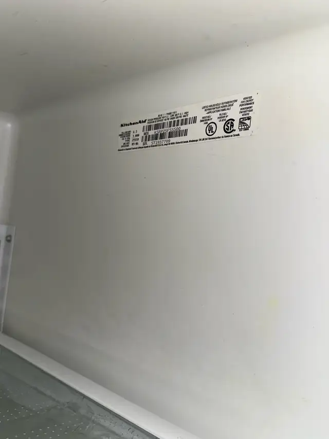 Kitchenaid fridge 25 CU FT510819675176980481
