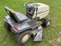 LT145 White Lawn Tractor 