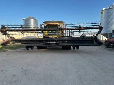 2012 has yield, moisture, GPS, duals, leather seats. 2571 engine hours and 1855 threshing hours. Has...