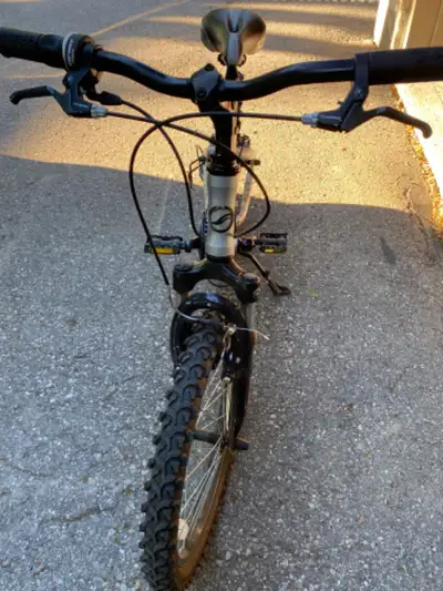 Giant MTX 125 bike, View more