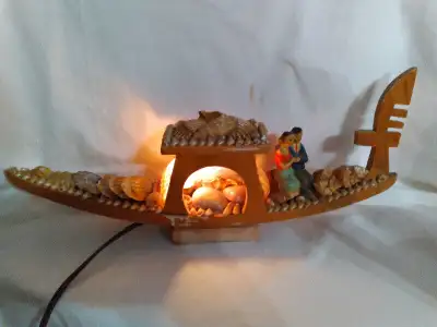 Vintage Souvenir Gondola Lamp with Shells, View more