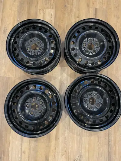 Almost new condition. No dents. 17” winter rims 5x4.5 bolt pattern 5x114.3mm bolt pattern 64.1 CB Fi...