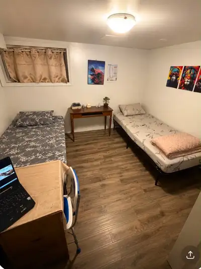 Private Room Available Near Yonge & Steeles Clean and comfortable room available in a convenient Nor...