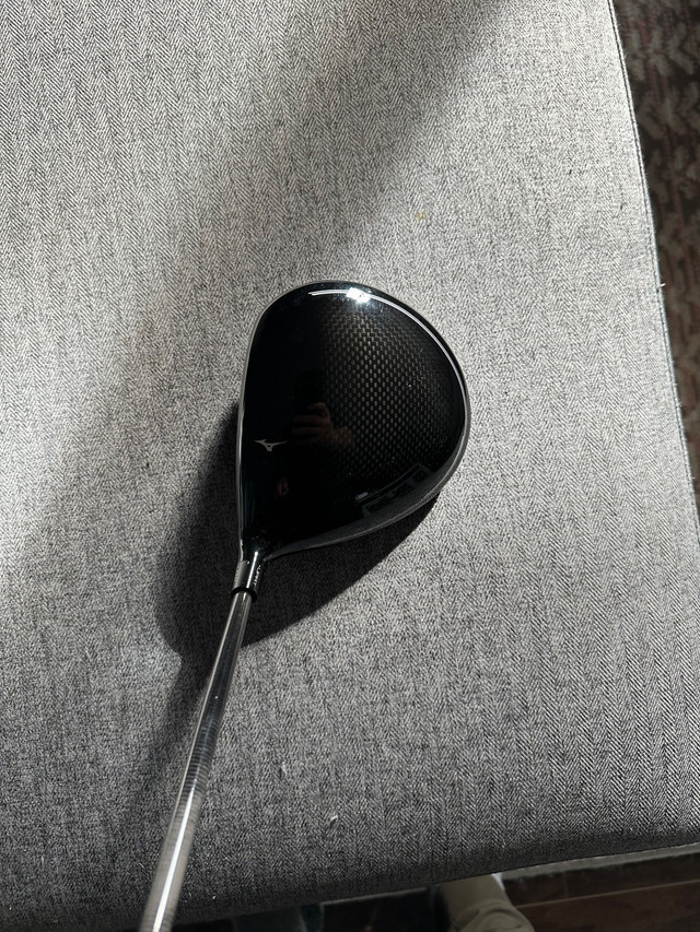 Mizuno ST 200 driver and 3 wood  in Golf in Windsor Region - Image 3