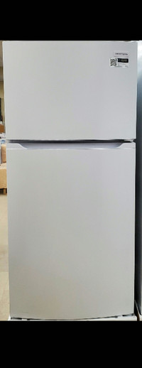 Frigidaire 28" 14 cu. ft. Top Freezer Refrigerator - White