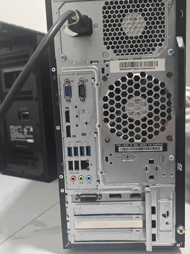 Lenovo Thinkcentre P320 Tower in Desktop Computers in Edmonton - Image 3