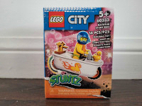 LEGO 60333 Bathtub Stunt Bike (BNIB)