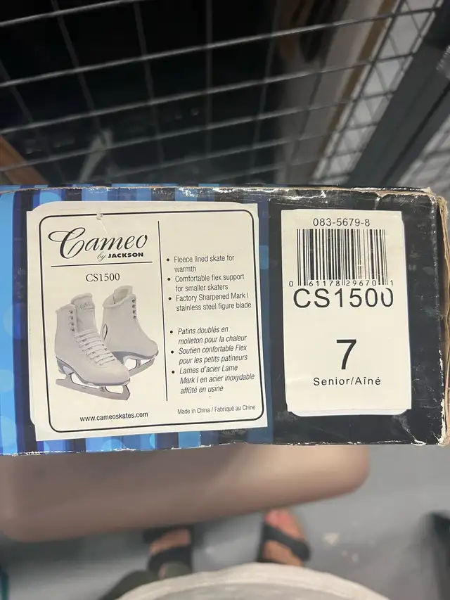 Jackson Cameo CS1500 Figure Skates in Skates & Blades in Markham / York Region - Image 6