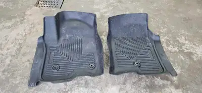 Hey I have enthuse floor mats out of a 2021 gmc seirra 1500 crew cab for sale Like new only used abo...