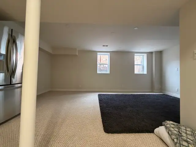 Basement for rent in Room Rentals & Roommates in Markham / York Region - Image 7