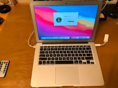 MacBook Air 13” i5 1.3Ghz 4GB RAM 256GB SSD, View more