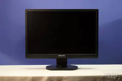 Philips 240SW9 LCD widescreen monitor, View more