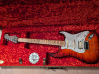 2014 Fender Select Stratocaster HSS Exotic Maple Flame