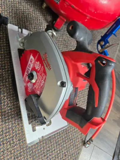 Milwaukee m18 6 1/2 circular saw, View more