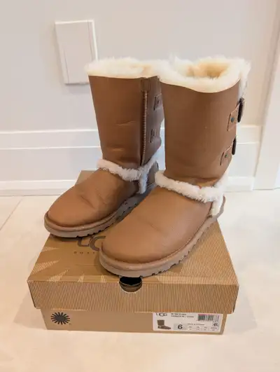 UGG Australia Skylah Sheepskin Boots Vintage Chestnut Size 6, View more