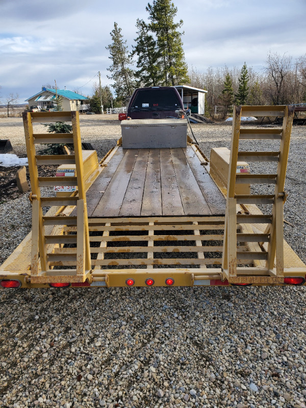 FOR SALE - 2005 22ft Norberts Car Hauler in Cargo & Utility Trailers in Grande Prairie - Image 2
