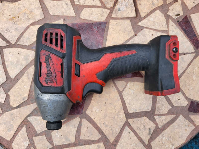 Milwaukee hex Impact drill m18 dans Outils électriques  à Ville de Montréal