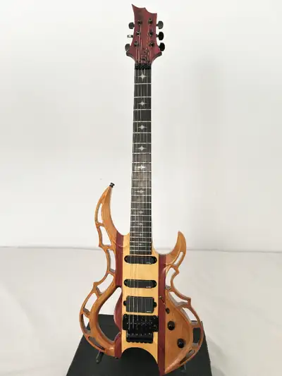 GUITARE ELECTRIQUE JEN99 MIKE GUITARES, View more