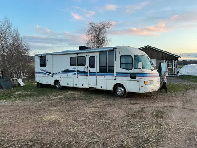 motor home in RVs & Motorhomes in Annapolis Valley - Image 2