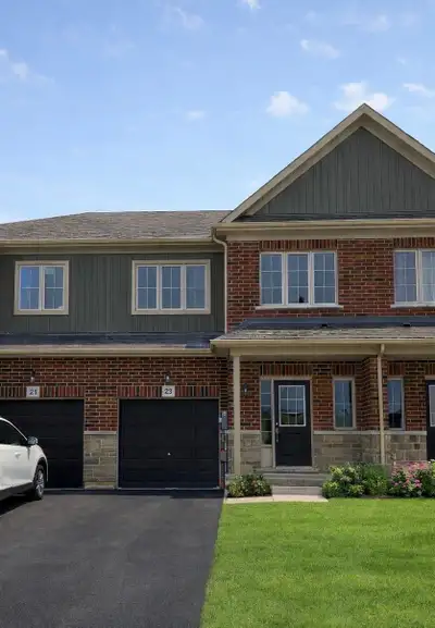 Llyoid Davies way Binbrook townhouse available in early January for rent Binbrook, ON, L0R1C0. Welco...