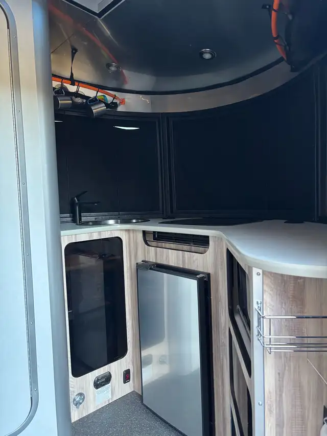 Roulotte Airstream Basecamp 16X in RVs & Motorhomes in Rimouski / Bas-St-Laurent - Image 10