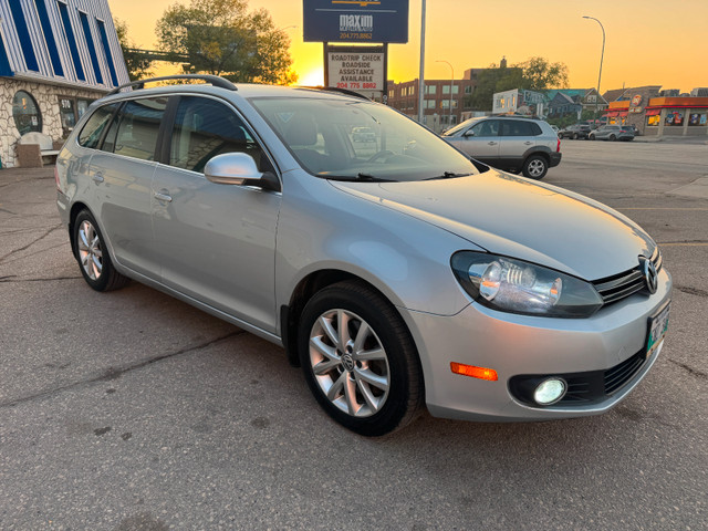 2014 VOLKSWAGEN GOLF TDI SPORTWAGEN in Cars & Trucks in Winnipeg