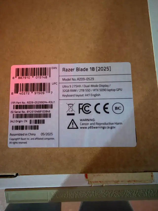 razer blade 18 late 2025 model upgraded to 96 gb of ram and 4 tb in Laptops in Markham / York Region - Image 6