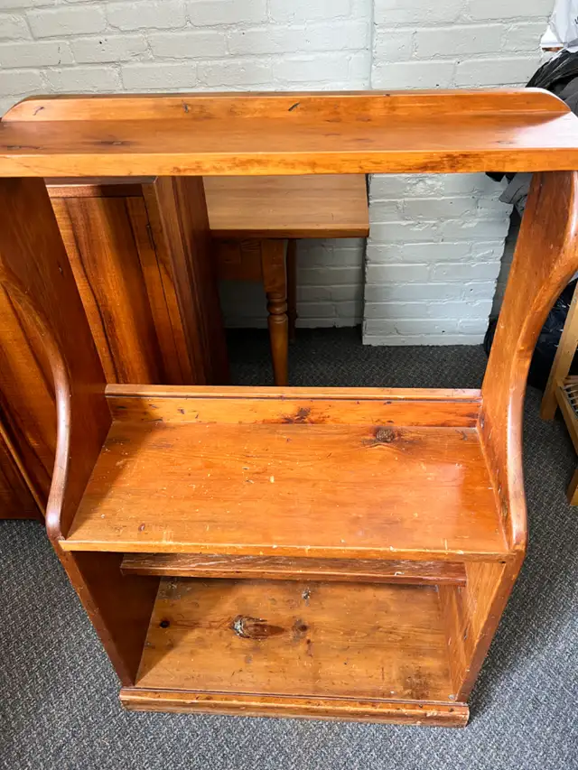 Solid Pine Milk Stand / Rustic Open Shelf – Farmhouse Style in Bookcases & Shelving Units in City of Toronto - Image 8