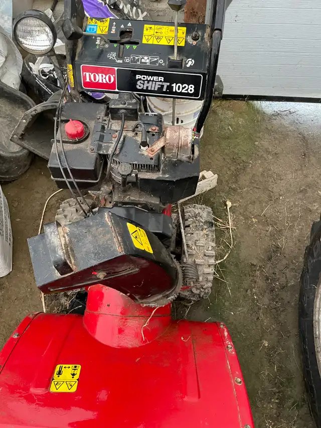 Snow blower in Snowblowers in Sherbrooke - Image 3