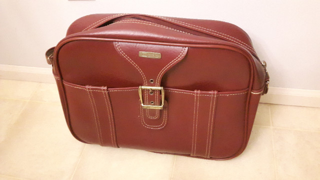 Brand New! Vintage National Luggage Leather Bag. in Women's - Bags & Wallets in Vancouver