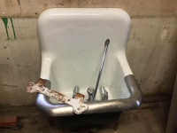 Cast iron slop/mop sink