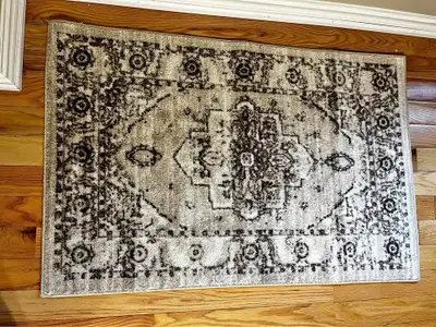 Distressed Lexington Non-Skid Washable Rug – 2'6" x 3'10", View more