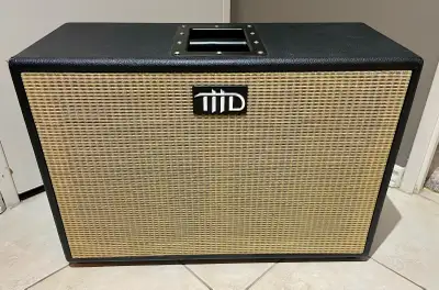 THD 2x12 Guitar Speaker Cab, View more