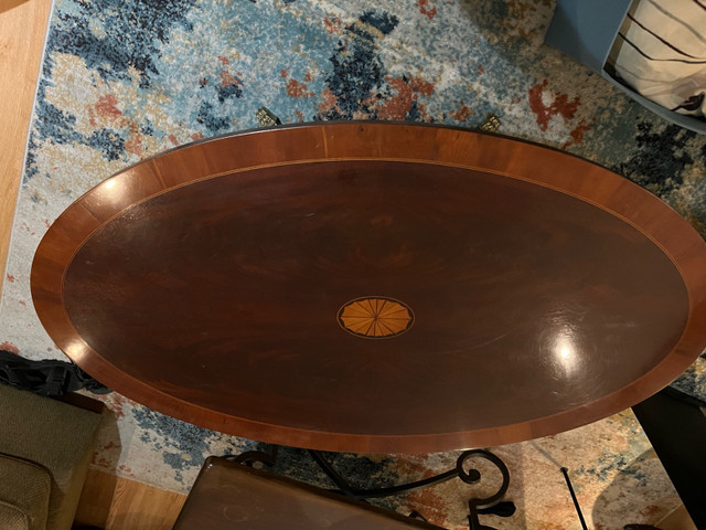 large coffee table in Coffee Tables in Markham / York Region - Image 2