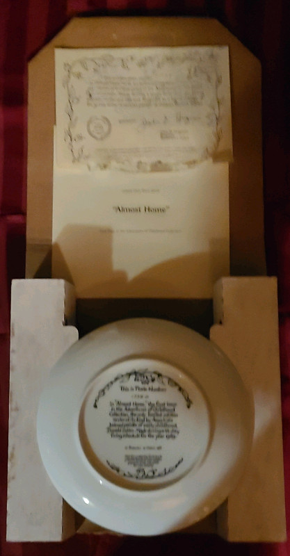 Beautiful "Almost Home" Charger Plate in Arts & Collectibles in Owen Sound - Image 2