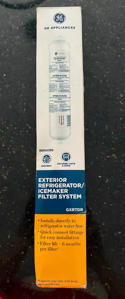 GE exterior refrigerator/icemaker filter system. GXRTDR. Installs directly to refrigerator water lin...