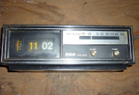 Vintage Retro RCA Flip Clock AM Radio Fully Working