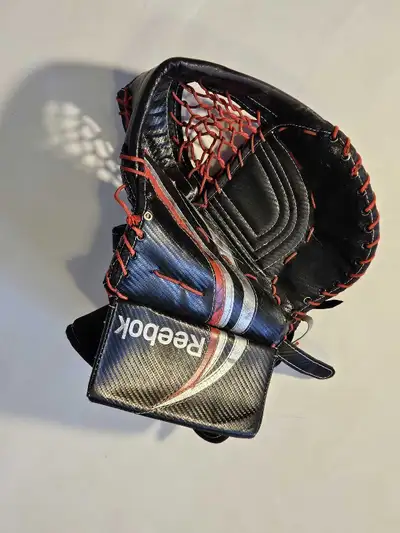 Reebok NHL Legal Size Black/Red GM 7K Senior Goalie Glove, View more