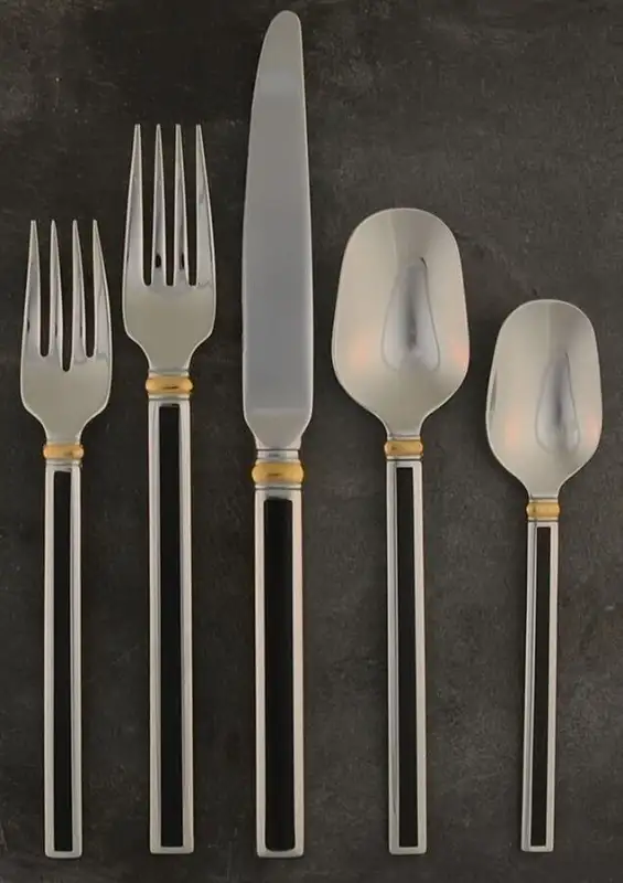 Mikasa Academy dinnerware and Oneida Midnite Flatware451076942286049280