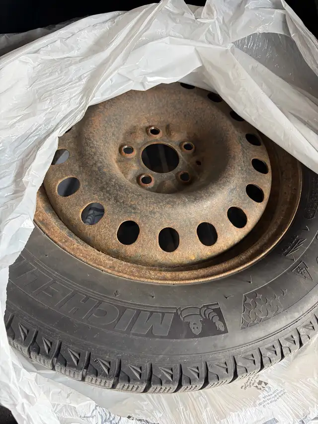 As is. Steel Rims and Tire in Tires & Rims in City of Toronto - Image 8