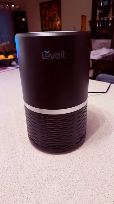 LEVOIT LV-H132 HEPA FILTER AIR PURIFIER, LIKE NEW, View more